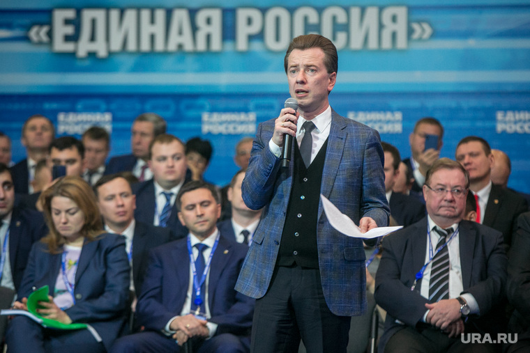 Куратор выборов от «ЕР» Владимир Бурматов намерен взять под контроль районы, входящие в его округ