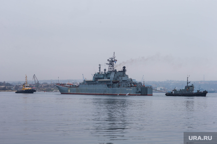 Российским кораблям посоветовали действовать осторожно при попытках провокации со стороны Киева