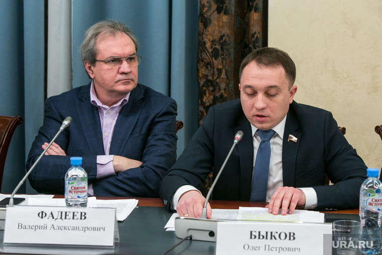 Депутат Госдумы Олег Быков (справа) неоднократно подчеркнул, что новый закон не будет ограничивать свободу слова в интернете