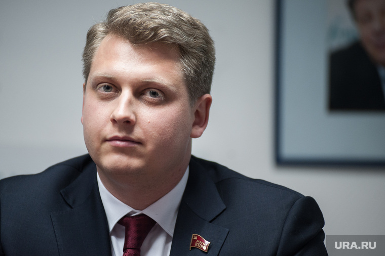 Александр Ивачев заверяет, что не работает на Тунгусова