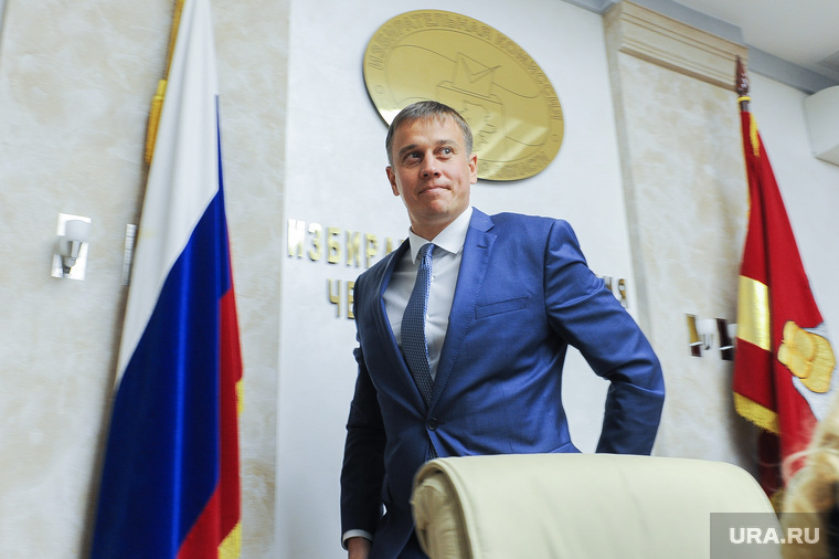 Виталий Пашин подает документы в кандидаты на пост губернатора. Челябинск