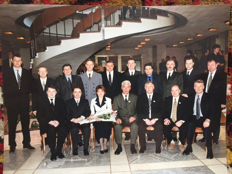 Павел Федулев избирался депутатом свердловской Палаты Представителей (Федулев во втором ряду второй слева)