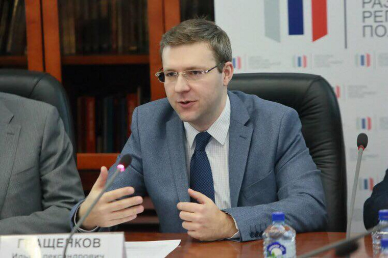 Илья Гращенков считает, что ключевой проблемой для оппозиционных кандидатов является сопротивление местных элит