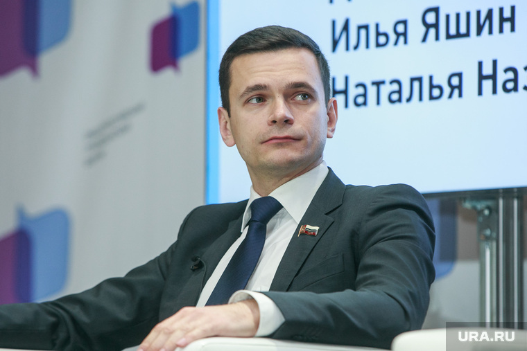 Качество собранных Ильей Яшиным подписей в свою поддержку вызывает сомнение у экспертов