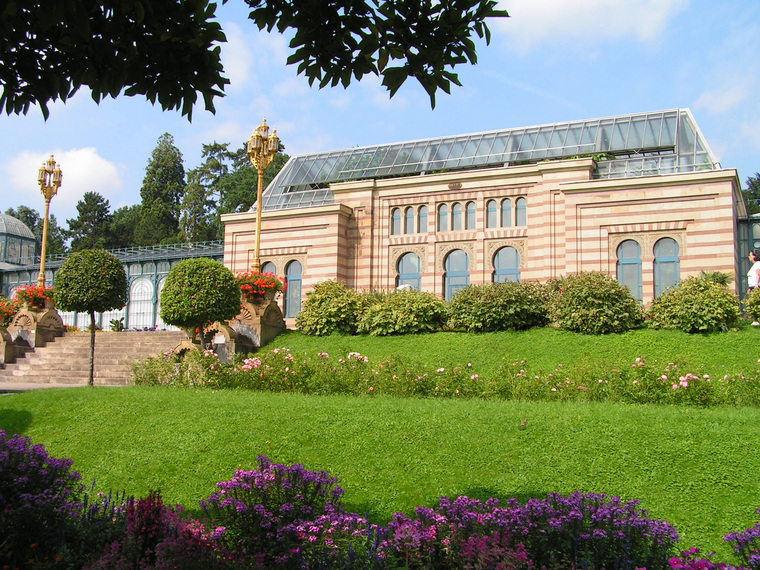 Депутат Крицкий приводит в пример парк Вильгельма в Штутгарте, в котором разместился зоопарк