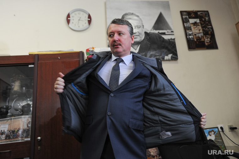 Экс-министр обороны самопровозглашенной Донецкой народной Республики Игорь Стрелков не исключает, что ополченцы могут встать на путь криминала