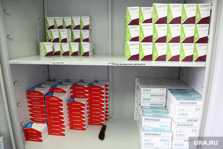 Лекарств для ВИЧ-инфицированных в Тюмени хватает