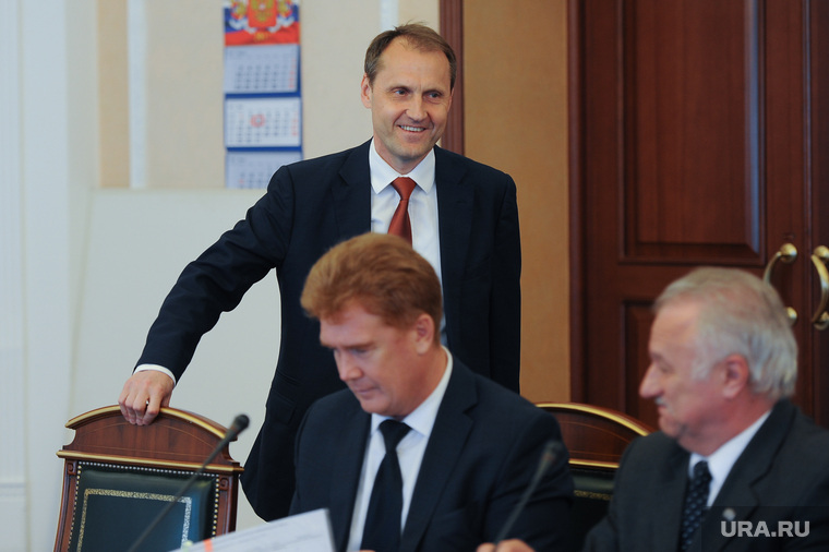 После ухода Юрия Параничева (стоит), в мэрии ликвидировали ставку первого зама