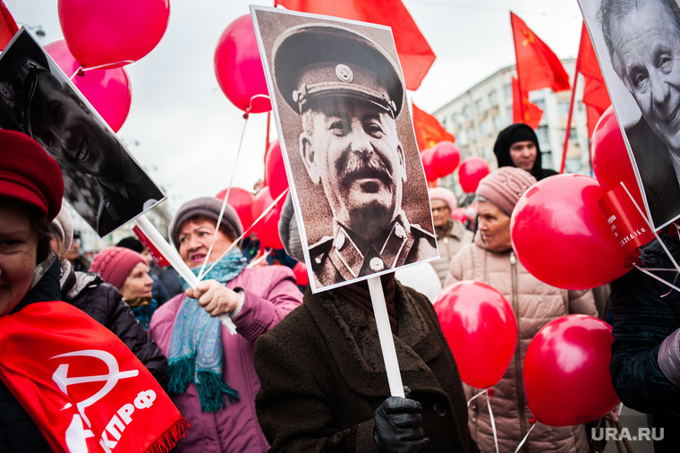 Первомайская демонстрация в Екатеринбурге