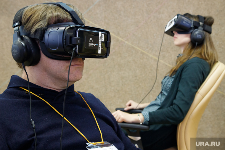 В ближайшие годы сложно представить, что разработчики смогут подогнать VR-очки под несовершенство зрения каждого пользователя