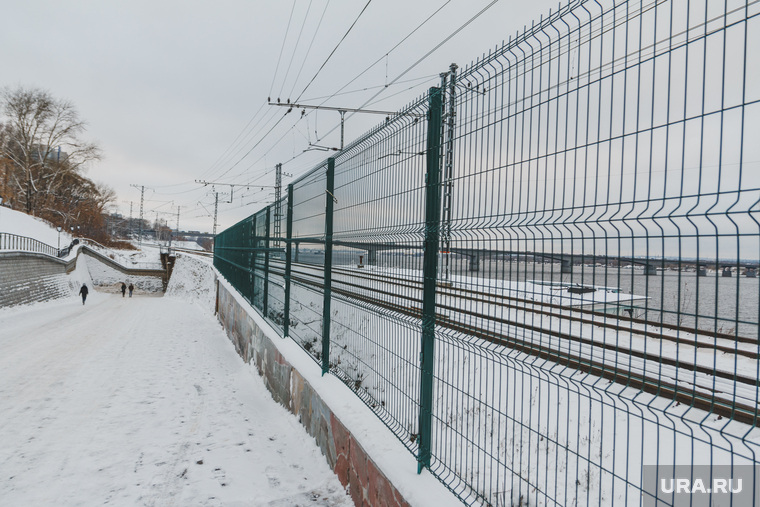Представители краевой власти утверждают, что закрытие Горнозаводской ветки железной дороги позволит открыть для горожан набережную