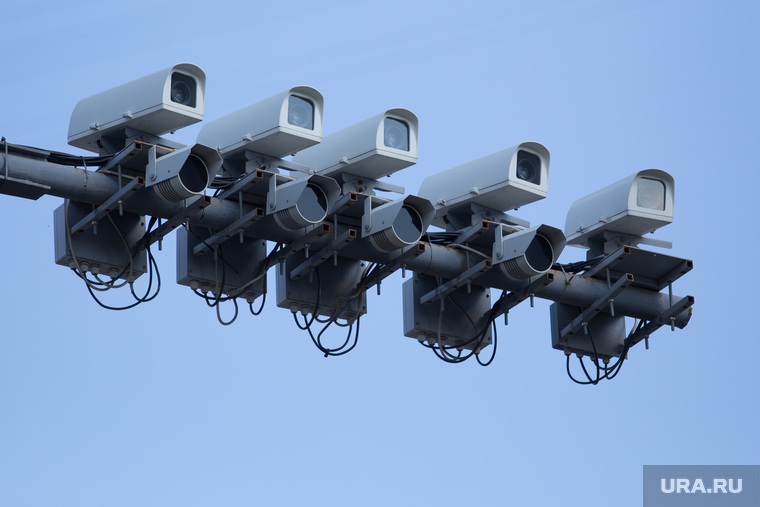 Для слежки за нарушителями могут быть использованы дорожные камеры