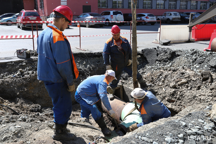 На улице Савельева нужен капитальный ремонт сетей. Там ежегодно аварии практически в одних и тех же местах