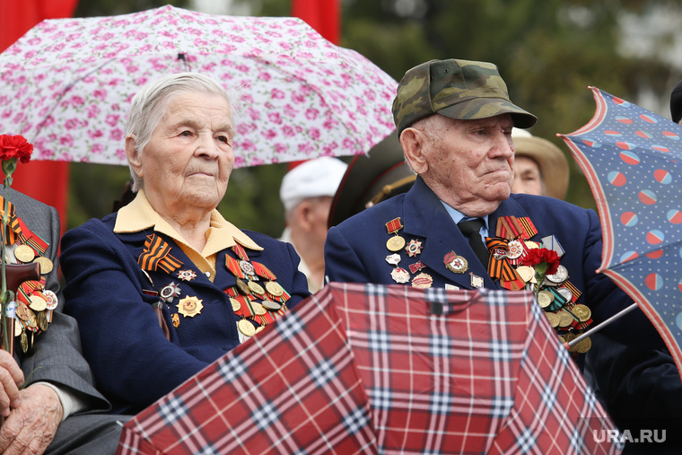 Военный парад посвященный Дню Победы. Курган