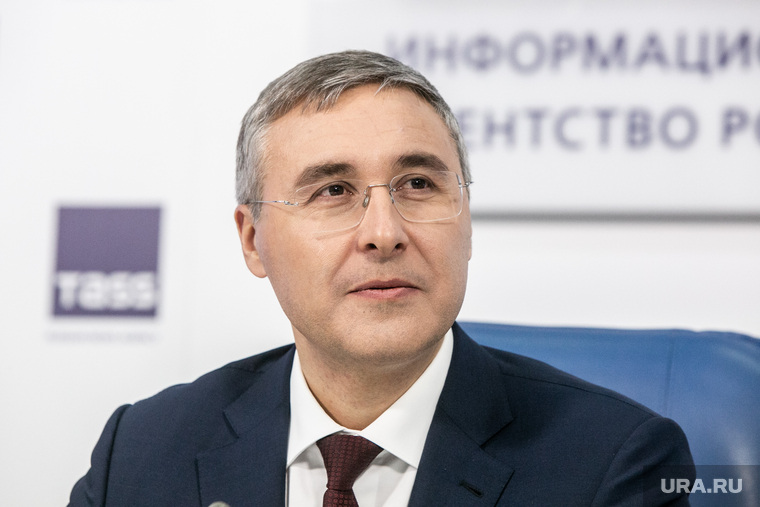 Валерий Фальков попал в семерку министров, приглашенных в Казань