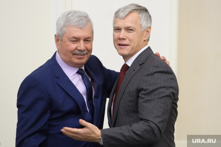 Владимир Мякуш (слева) один из тех, кто может удержать Валерия Гартунга (справа)