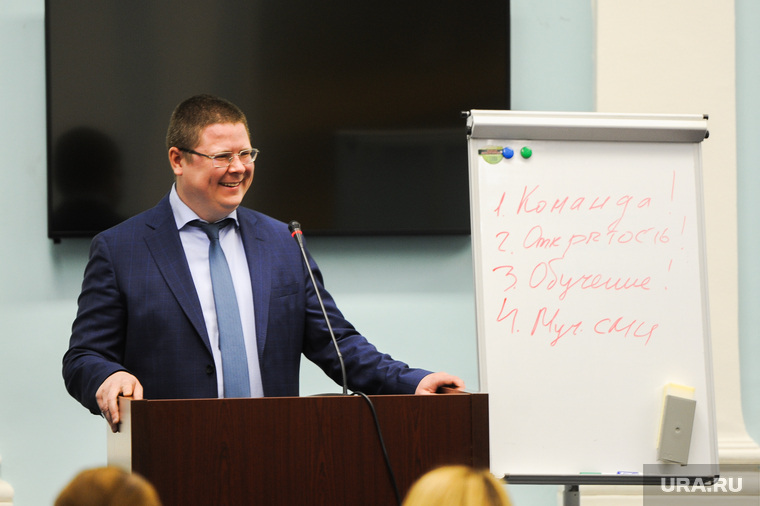 Анатолий Векшин: «Все кадровые решения после выборов за губернатором»