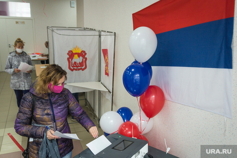 Политологи считают, что на выборах 2021 года россияне будут голосовать за решение внутренних проблем, а не за величие нации