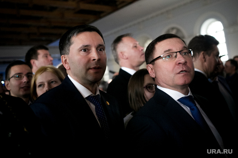 Главам Минприроды Дмитрию Кобылкину (слева) и Минстроя Владимиру Якушеву прочат отставку