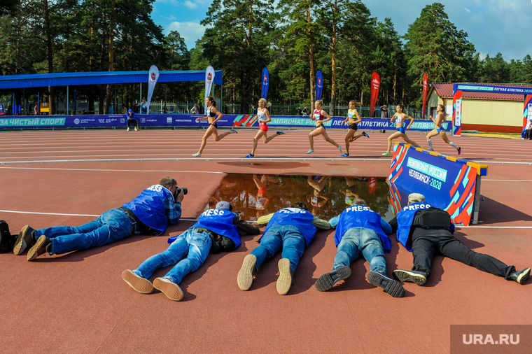 Нижний ракурс на Чемпионате России по легкой атлетике.