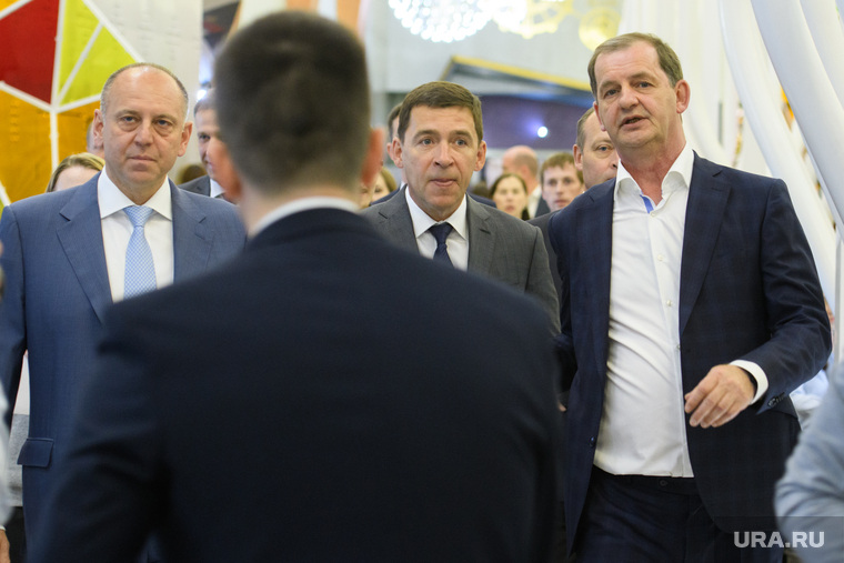 С крупным бизнесом губернатор, возможно, предпочтет общаться лично