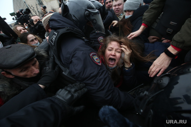 Часть высокопоставленных коммунистов осудила действия силовиков на митингах 23 января