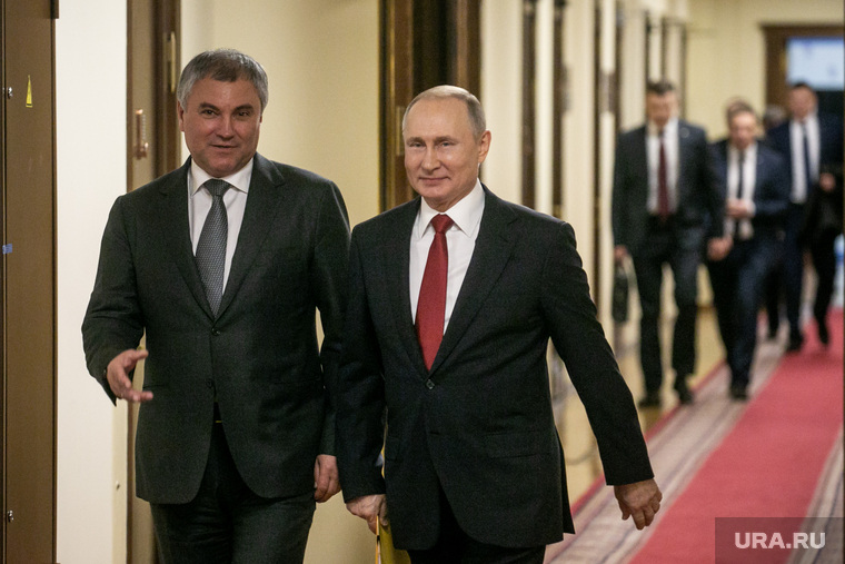 Вячеслав Володин сохранил двух своих представителей в ЦИК из трех, но возглавит ли кто-то из них комиссию, решит Владимир Путин