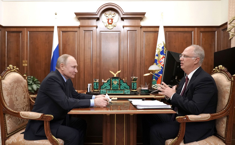 Глава РФПИ доложил президенту о продвижении «Спутник V» за рубеж