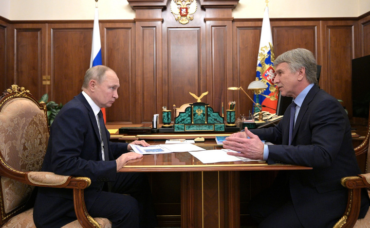 Владимир Путин во время встречи несколько раз хвалил главу НОВАТЭКа