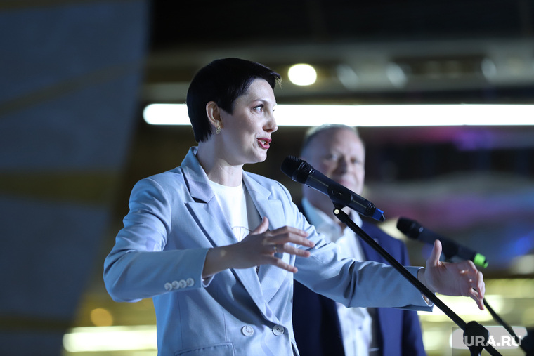 Жанна Рябцева отметила, что всего за несколько дней дизайнеры сумели сделать очень интересные коллекции