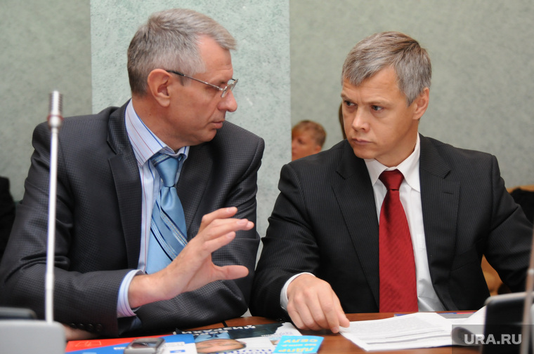 Шанс на мандат Госдумы получил и Василий Швецов (слева) — давний соратник Валерий Гартунга