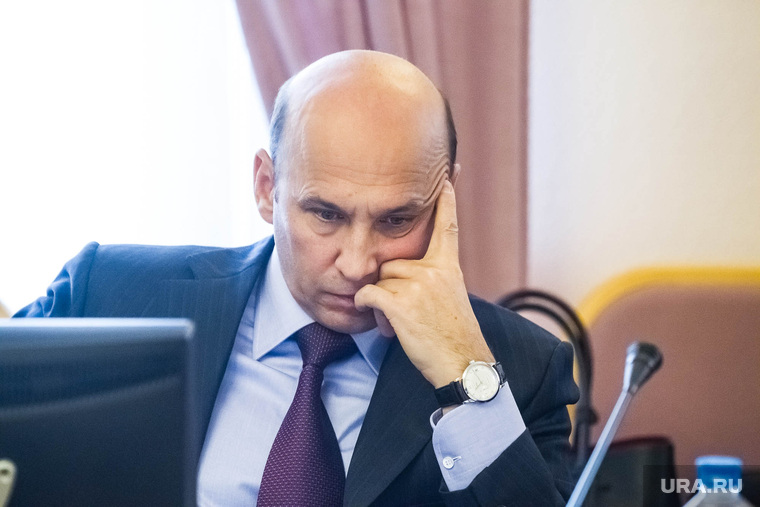 Вице-губернатору Сергею Сарычеву придется крепко подумать, как привлечь избирателей