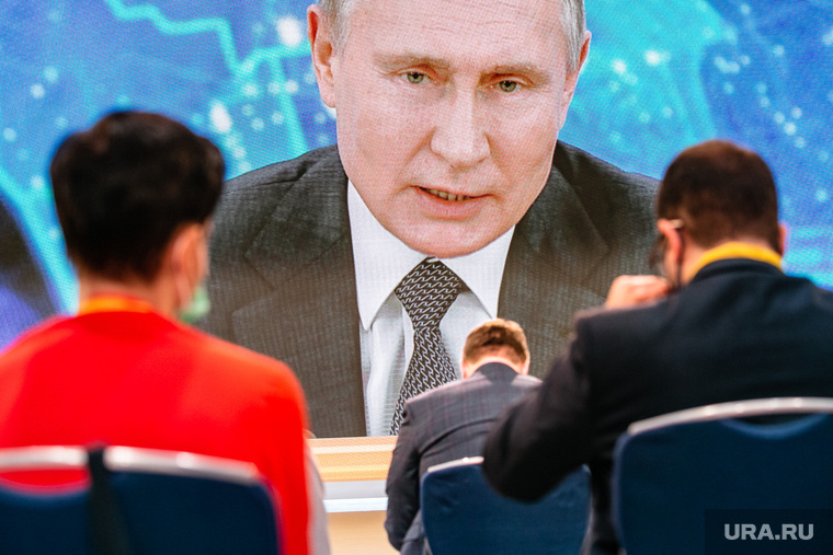 По поручению президента РФ Владимира Путина правительство РФ выделит субсидии предпринимателям, которые остановят деятельность в случае локдаунов
