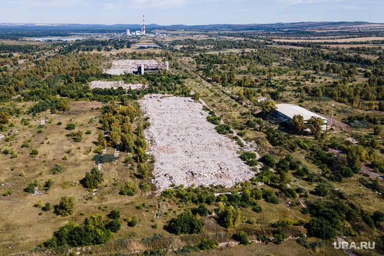 Вся территория, где располагался Минусинский электротехнический комплекс, занимает территорию протяженностью в два километра
