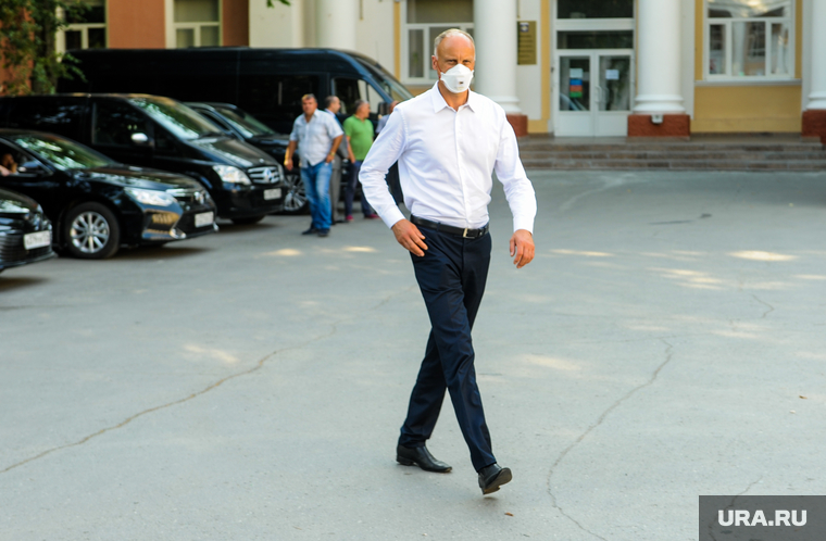Сразу после выборов Олег Голиков улетел в Москву