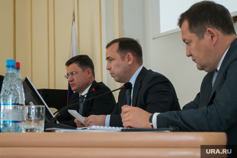 Врио губернатора Тамбовской области Максим Егоров (справа) планирует принести в регион свой опыт работы в Минстрое