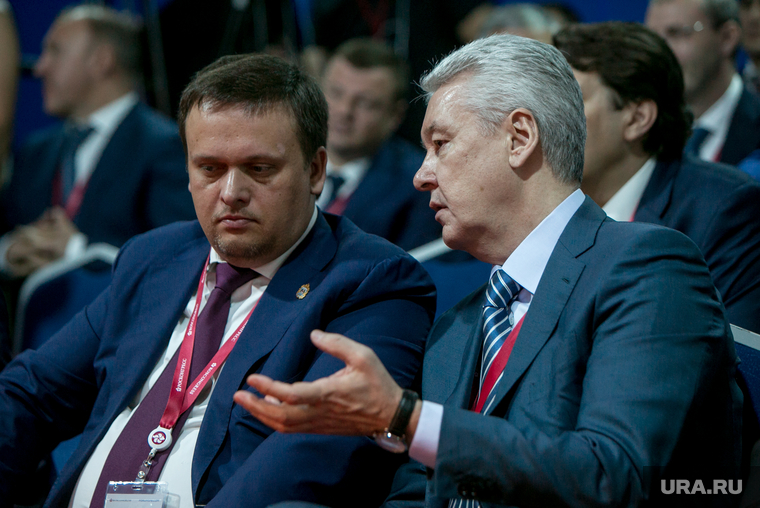 Считается, что у Андрея Никитина (слева) прямой выход на президента, поэтому его ждут в Москве