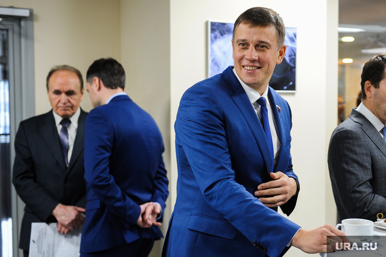 Виталий Пашин пока останется рядовым депутатом