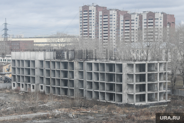Один из недостроенных объектов в Екатеринбурге