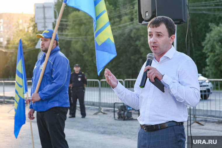 Евгений Данников после победы на выборах в Ханты-Мансийске ни разу не пришел на заседания