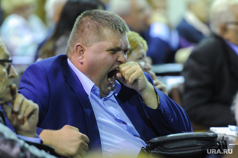 Анатолий Вершинин лишится партийной должности