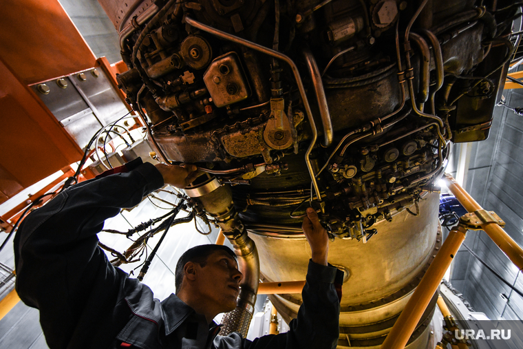 Станция испытания авиадвигателей Д-36 на Арамильском авиационном ремонтном заводе. Свердловская область, Арамиль