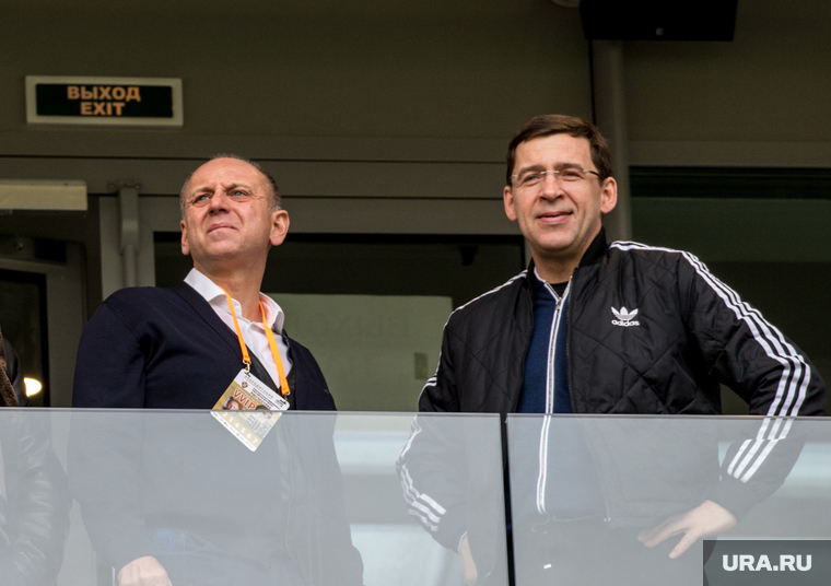 В 2020-м Дмитрий Пумпянский (слева) запустил перестройку в «Урале», а затем дал понять, что готов взяться и за стадион