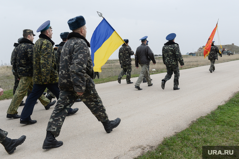 В рамках демилитаризации, украинским военным предлагается сложить оружие