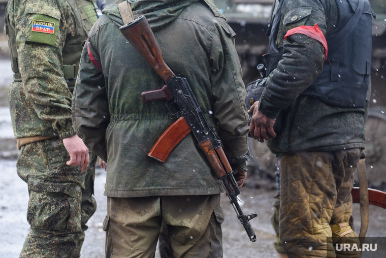 Ополченцы Донбасса и российские военные проявляют массовый героизм