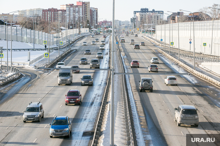 Власти пересмотрят подход к уплате повышенного транспортного налога, уточнил Михаил Мишустин