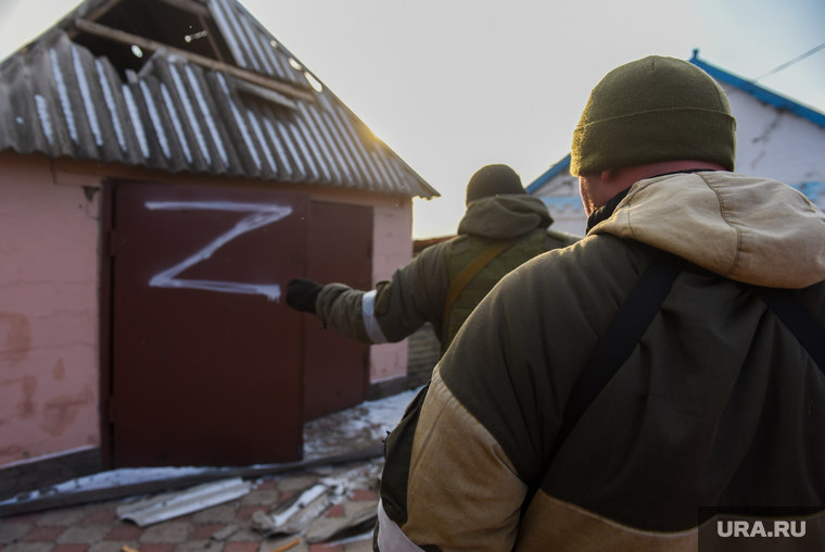 В разбитом от обстрелов селе формируется российская власть