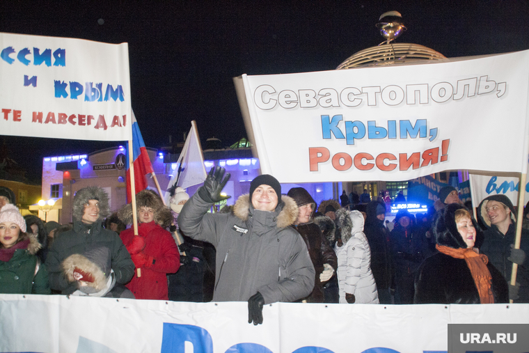 Возвращение Крыма и Севастополя в Россию — верный выбор, отметил президент РФ Владимир Путин