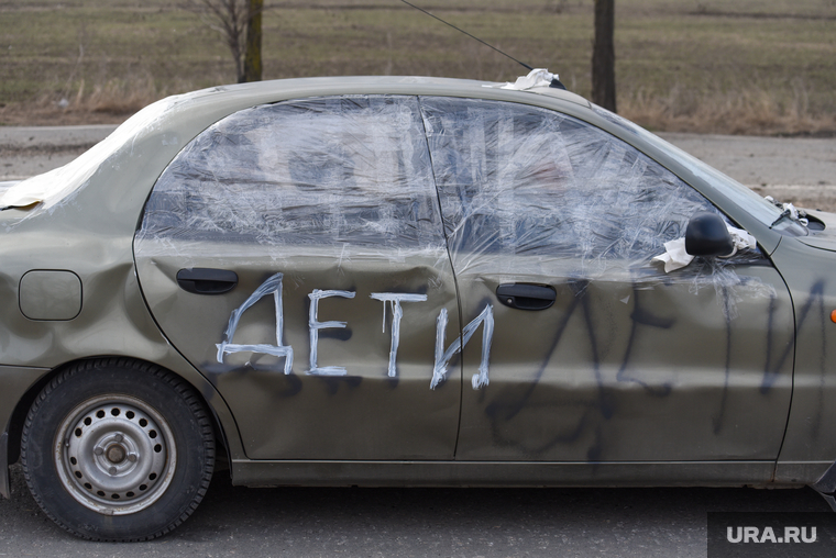 Машины помечали специально, чтобы не попасть под обстрелы украинских военных