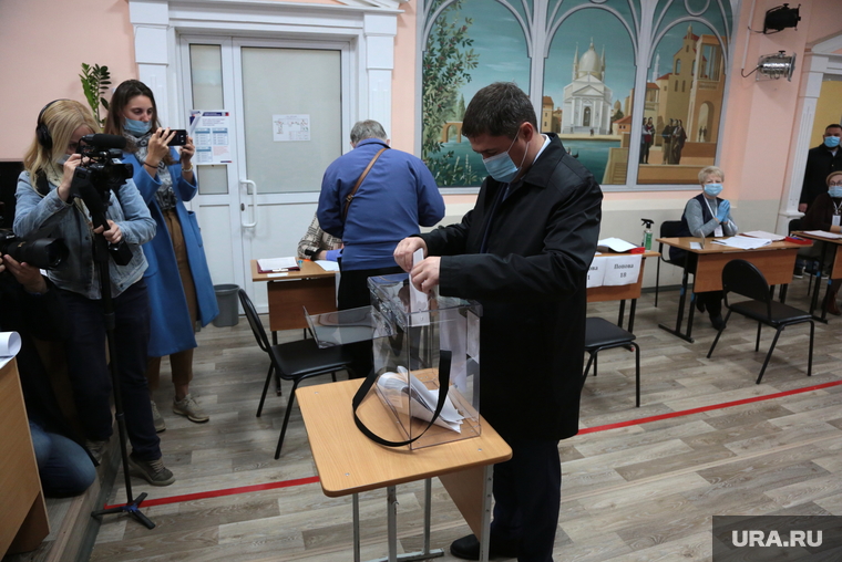 В Кремле опровергли слухи об отмене выборов губернаторов
